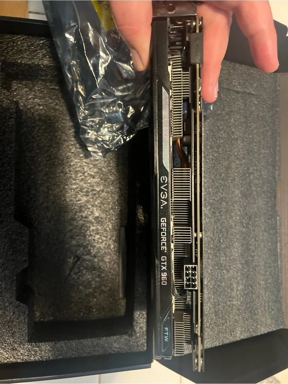 EVGA Black Dual-Fan GeForce GTX 950 Graphics Card